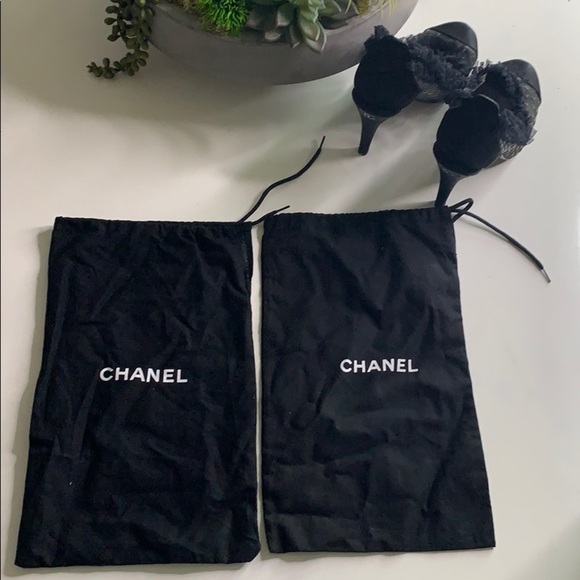 CHANEL Black satin Cap Round Toe Ruffle trim lace sheer high heels Stiletto shoe - Picture 14 of 15